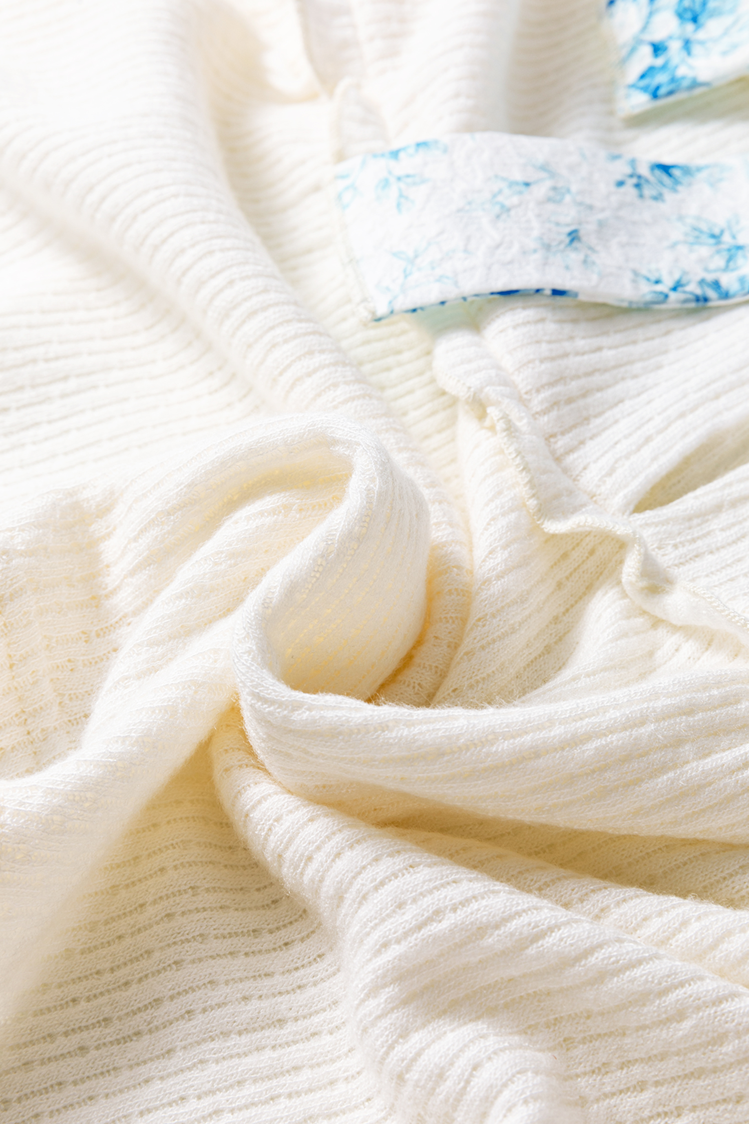 White Textured Knit V Neck Short Bubble Sleeve Peplum Top view 15