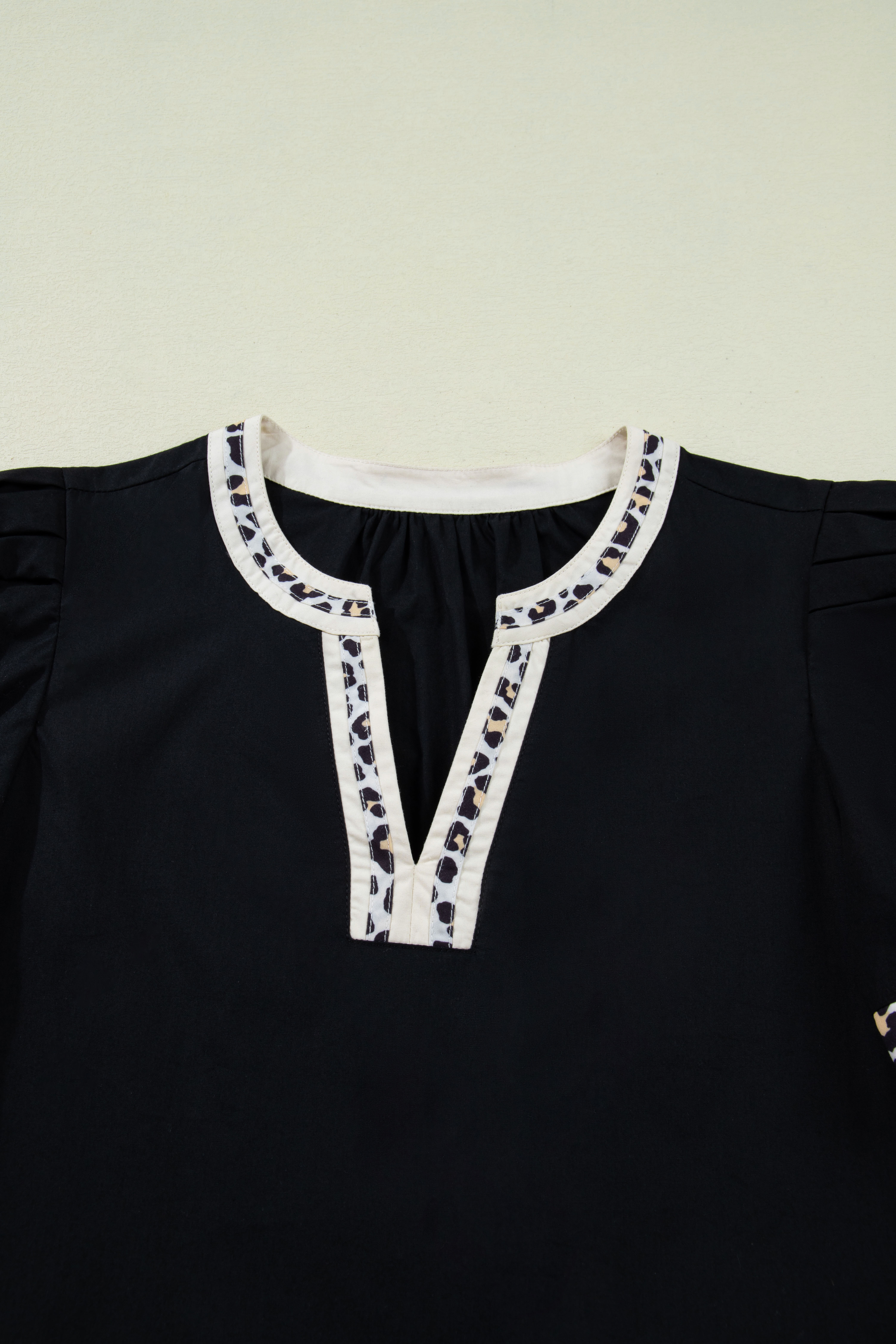 Black Leopard Trim Notched Neck Short Puff Sleeve Shift Mini Dress view 15