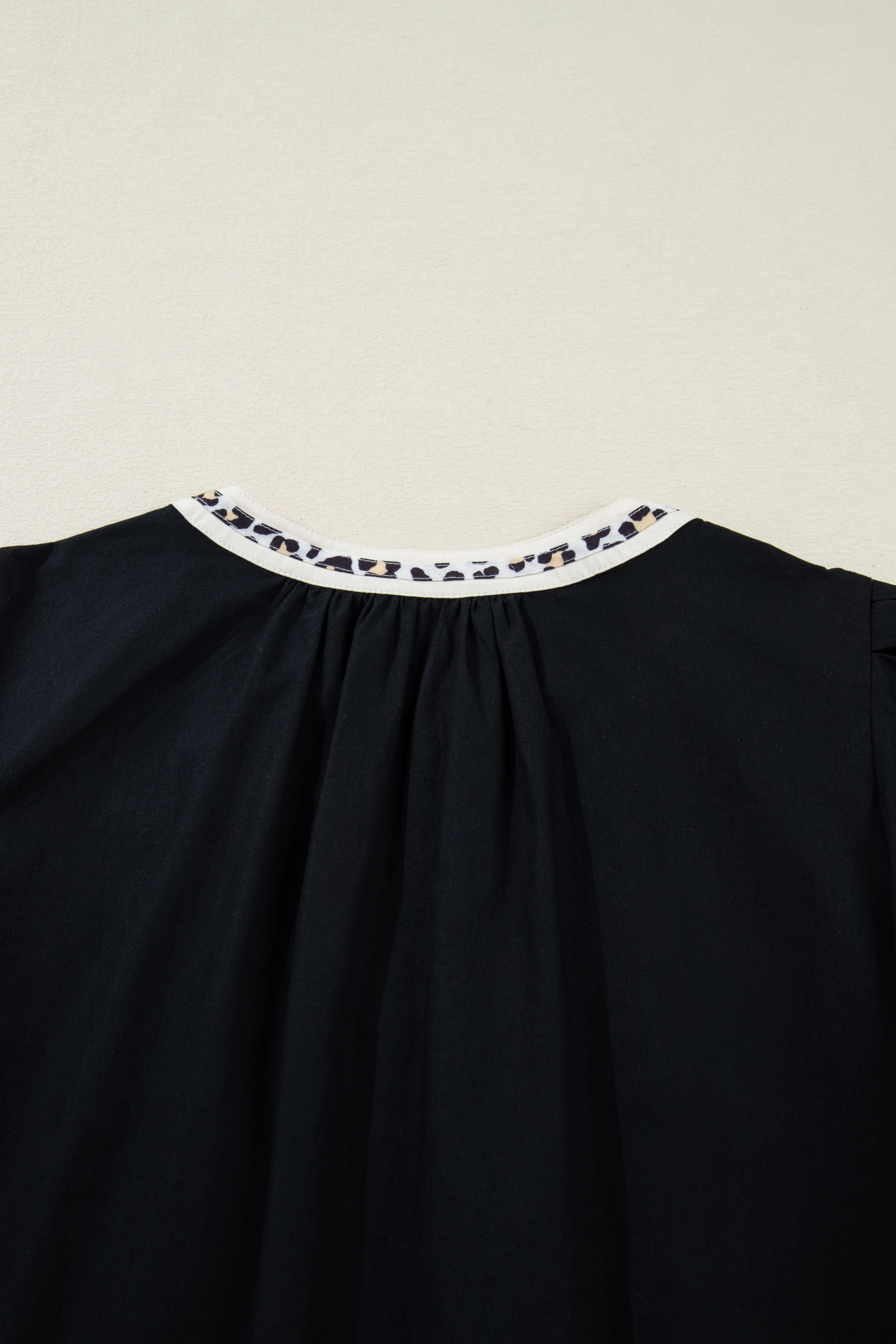 Black Leopard Trim Notched Neck Short Puff Sleeve Shift Mini Dress view 14