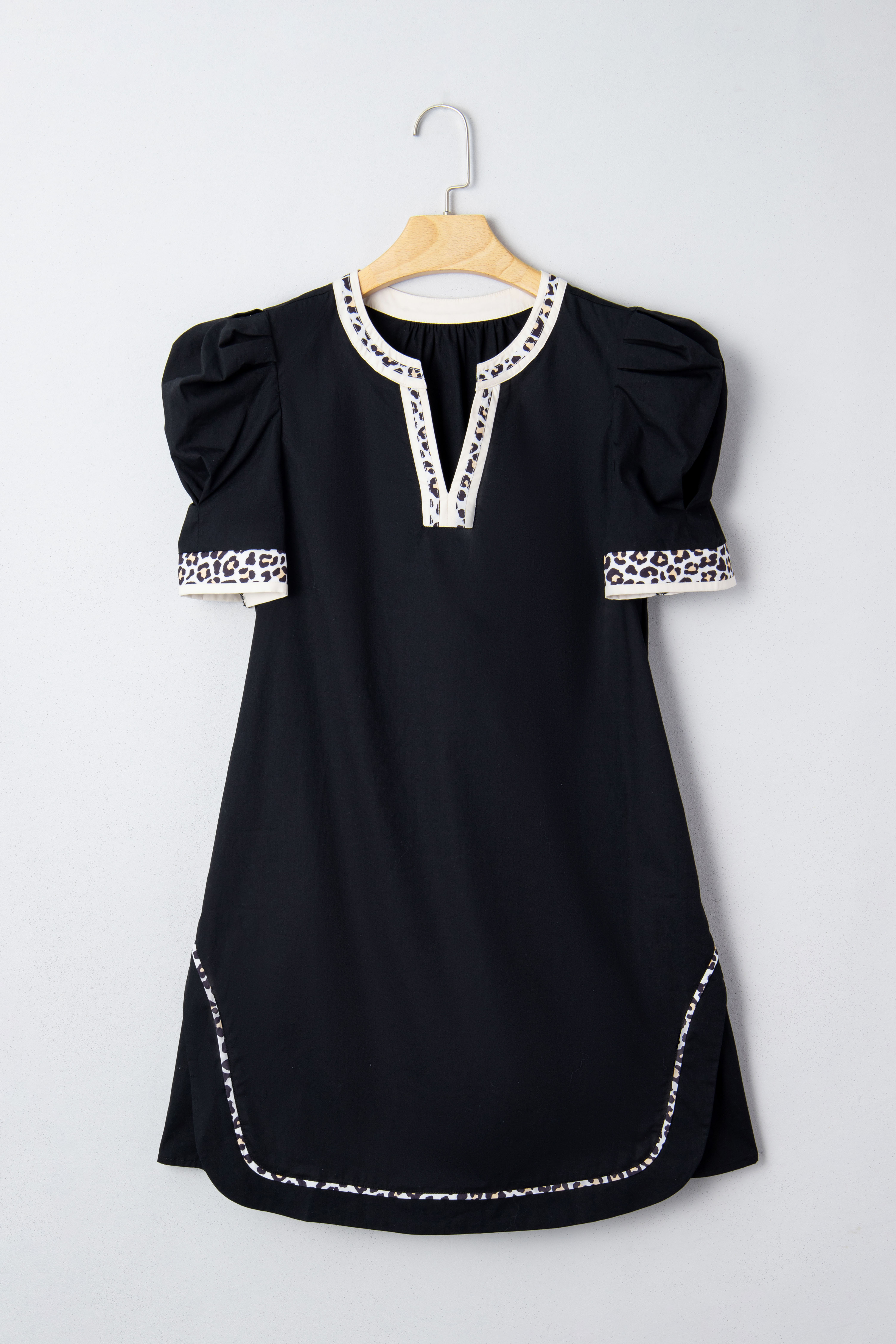 Black Leopard Trim Notched Neck Short Puff Sleeve Shift Mini Dress view 12