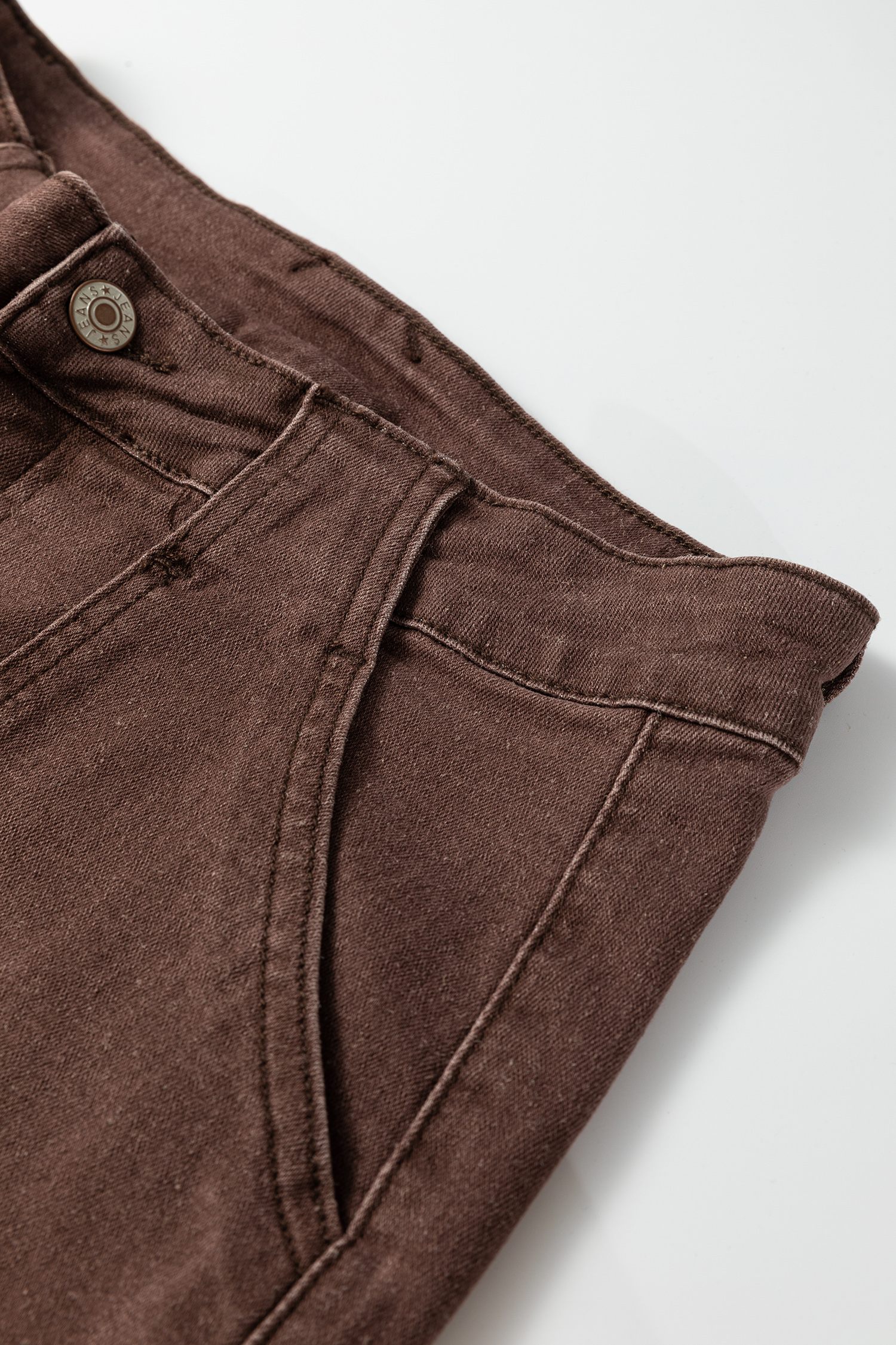 Dark Brown Retro Washed Patch Pocket Loose Jeans view 10
