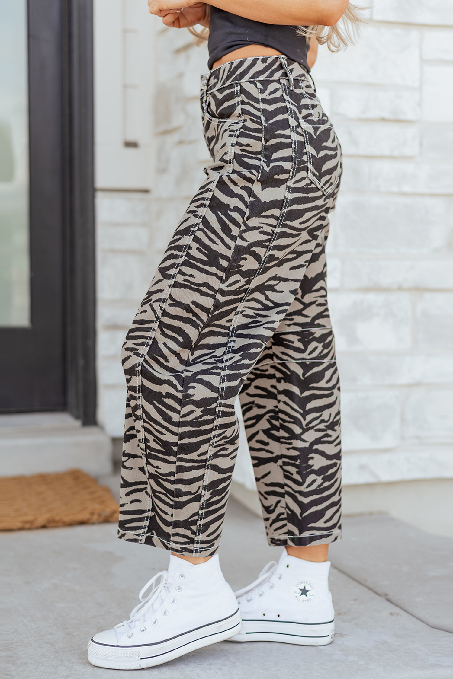 Gray Zebra Stripe Printed Wide Leg Barrel Jeans view 4