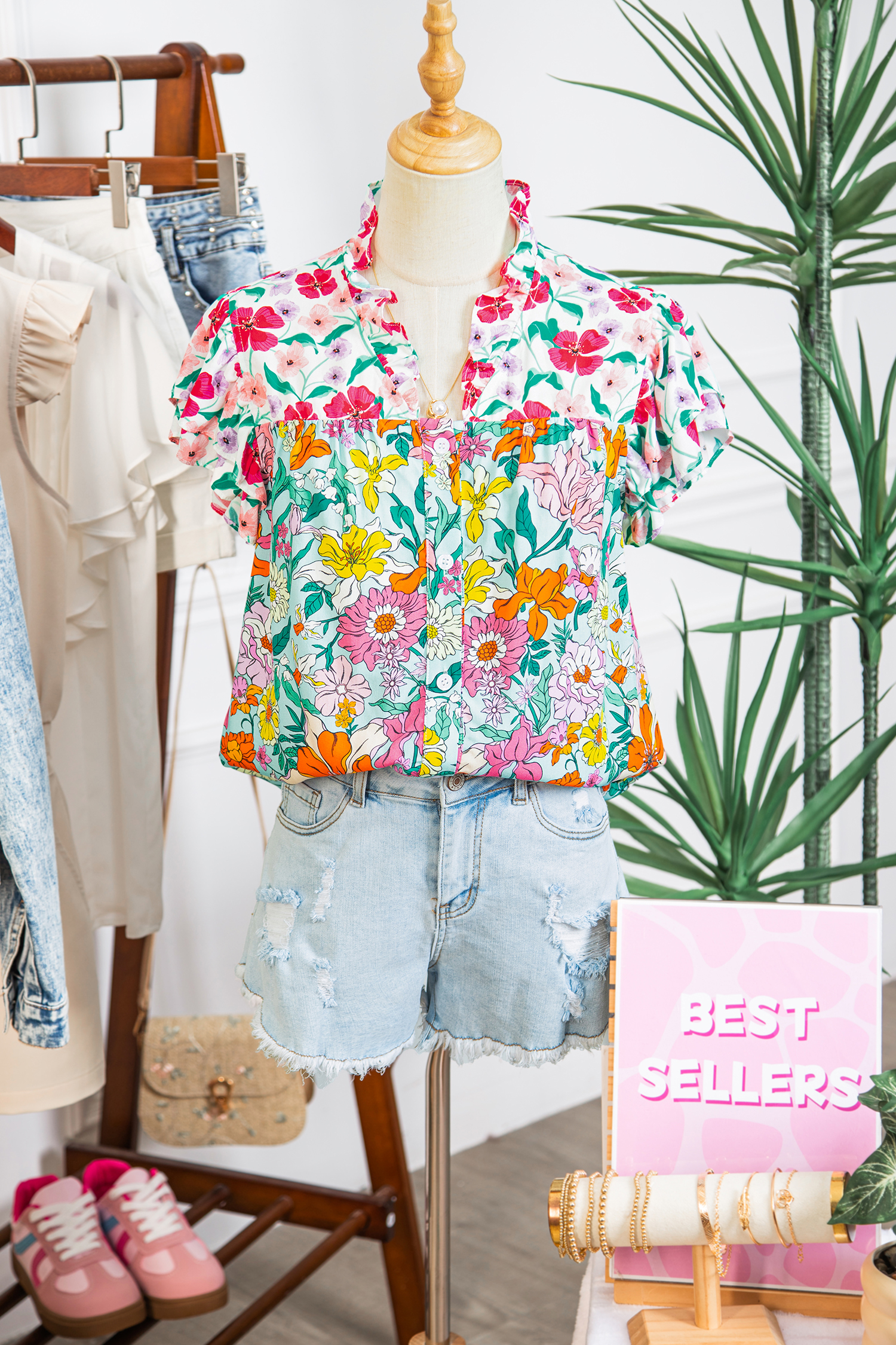 Sky Blue Floral Print Split Neck Button Front Flutter Sleeve Blouse view 10