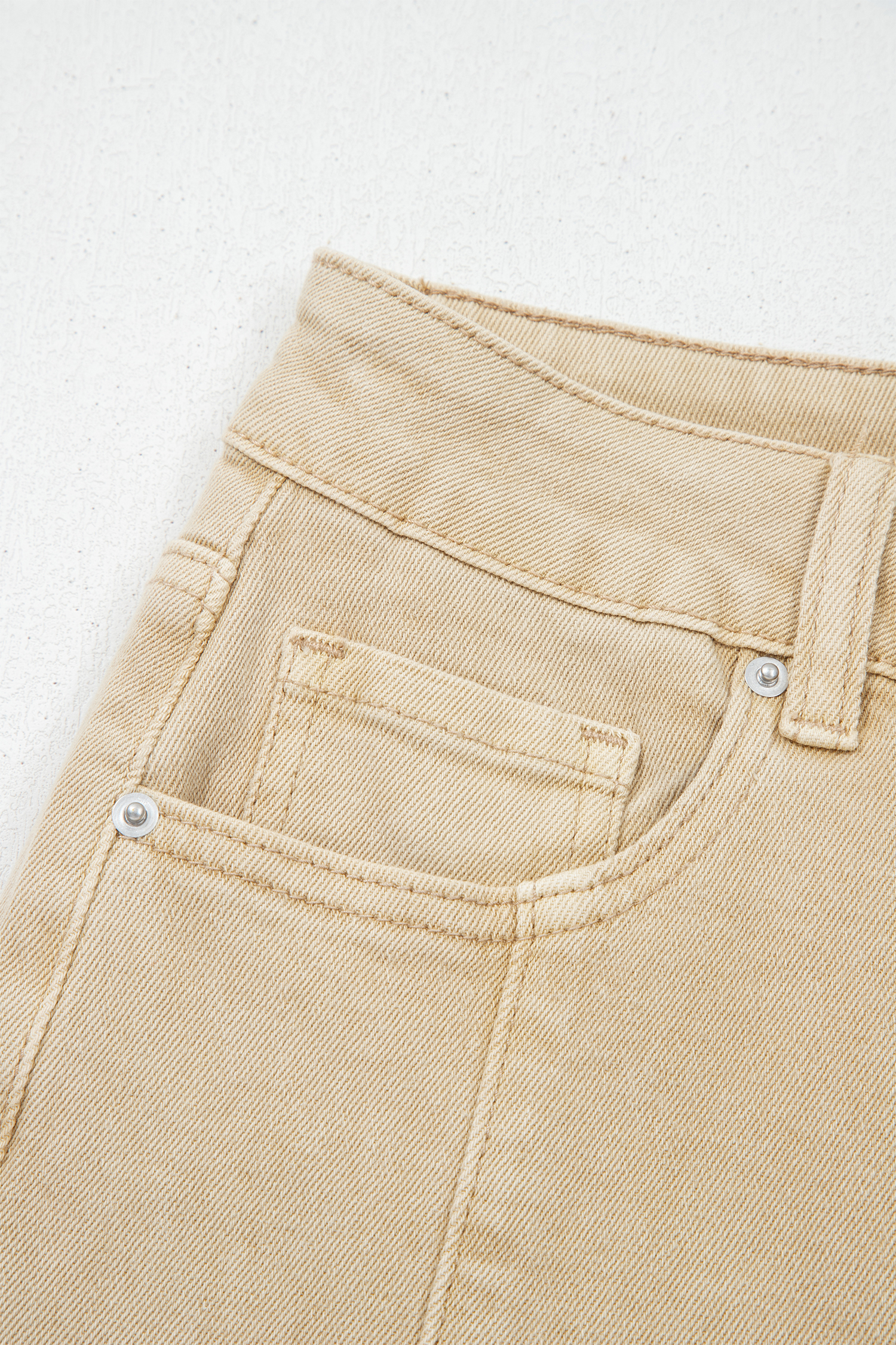Apricot Solid Color Seamed Center Wide Leg Cropped Jeans view 10