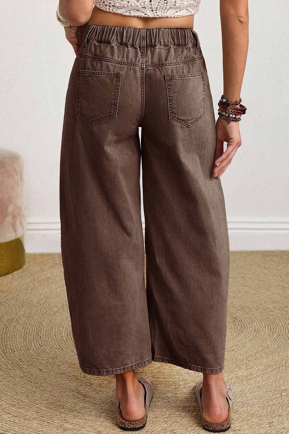 Coffee Solid Color Square Patch Pocket Ankle-length Barrel Jeans view 4