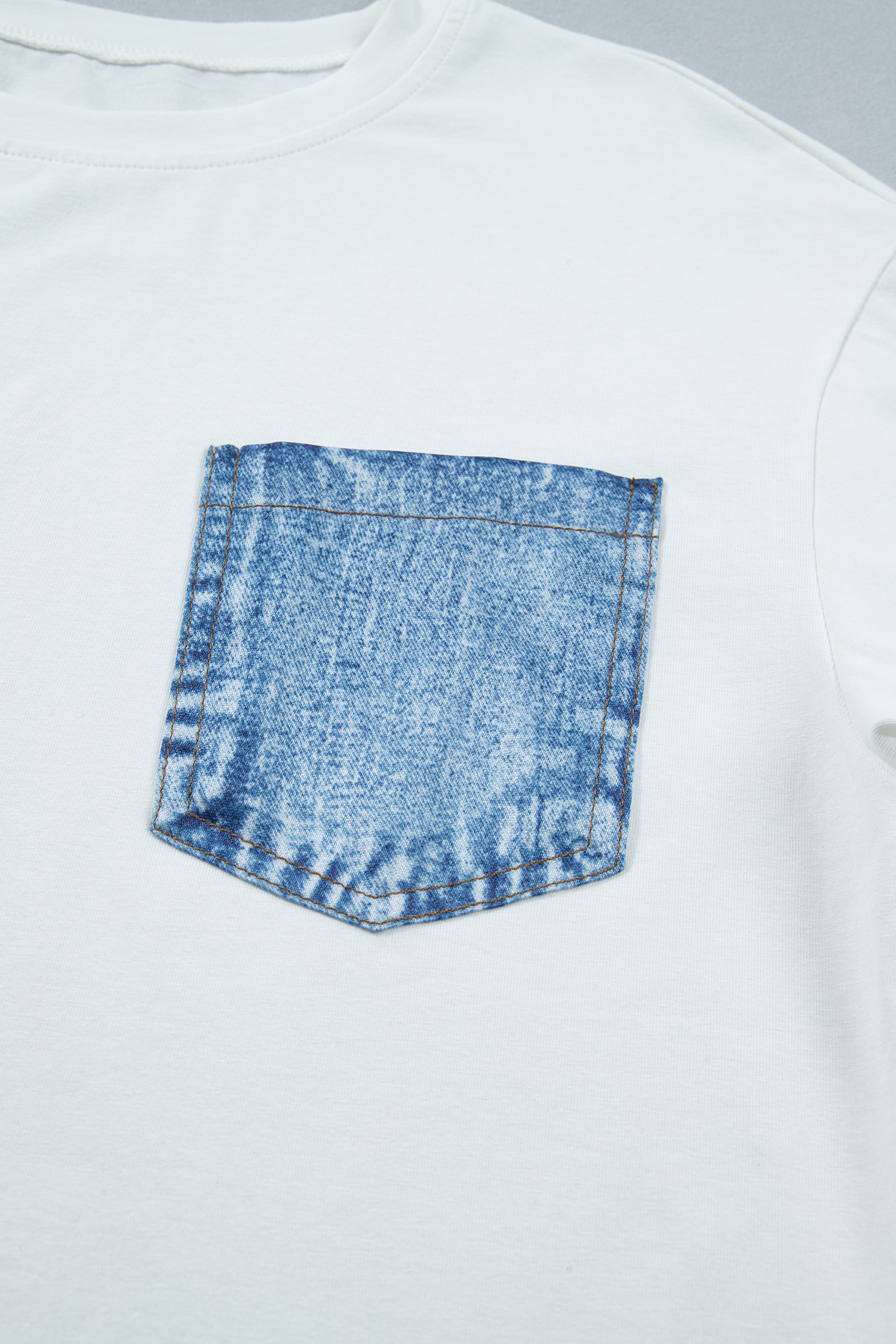 White Color Block Chest Pocket Patched Casual Short Sleeve Top view 16