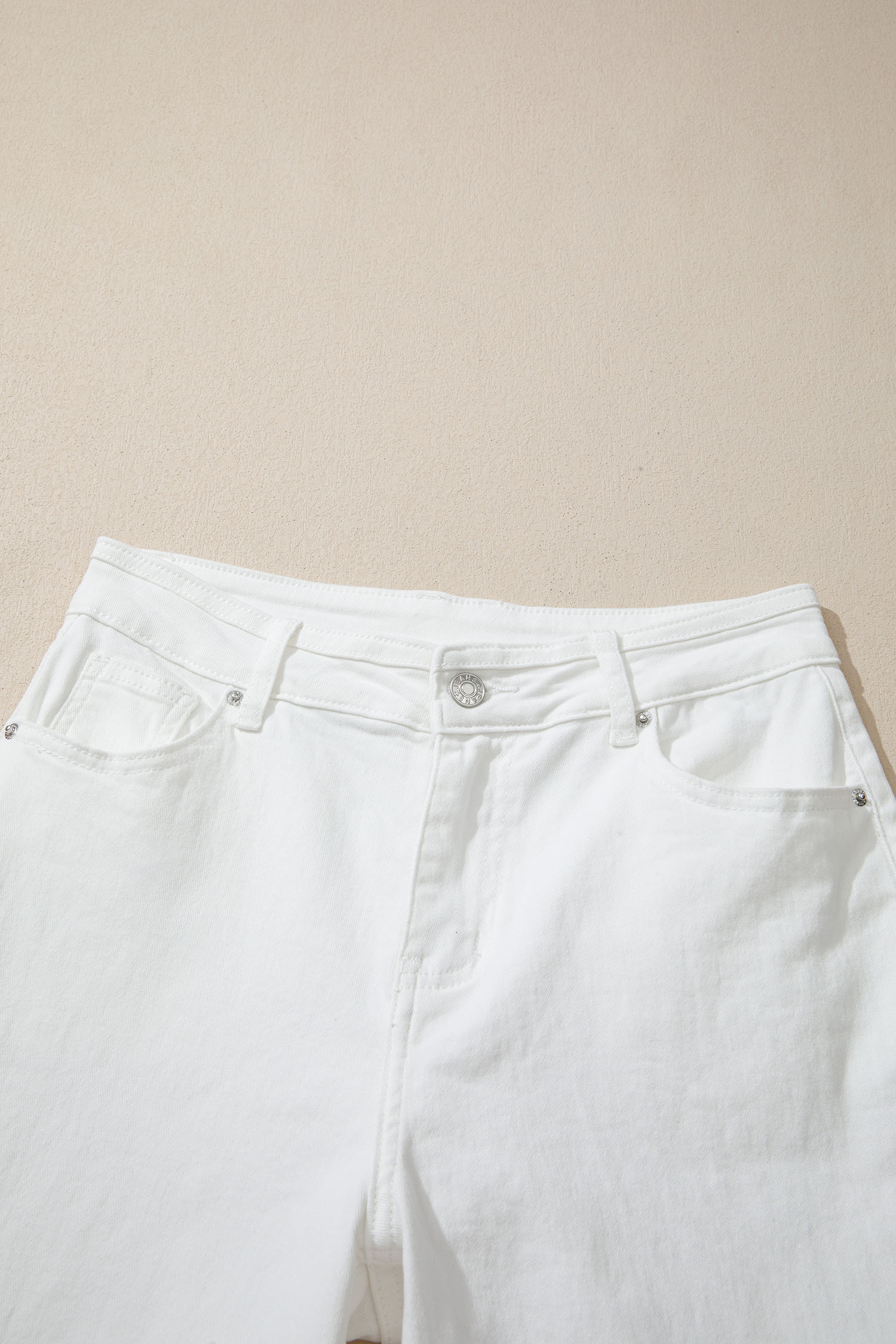 White Solid Color Loose Casual Jeans view 10
