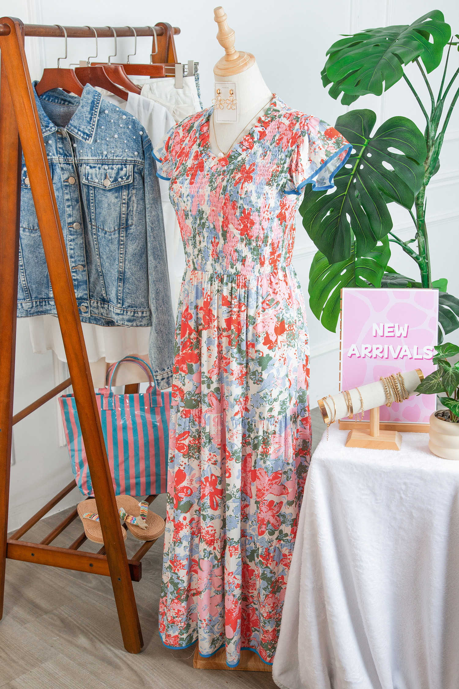 Apricot Floral Print V Neck Contrast Trim Flutter Sleeve Long Dress