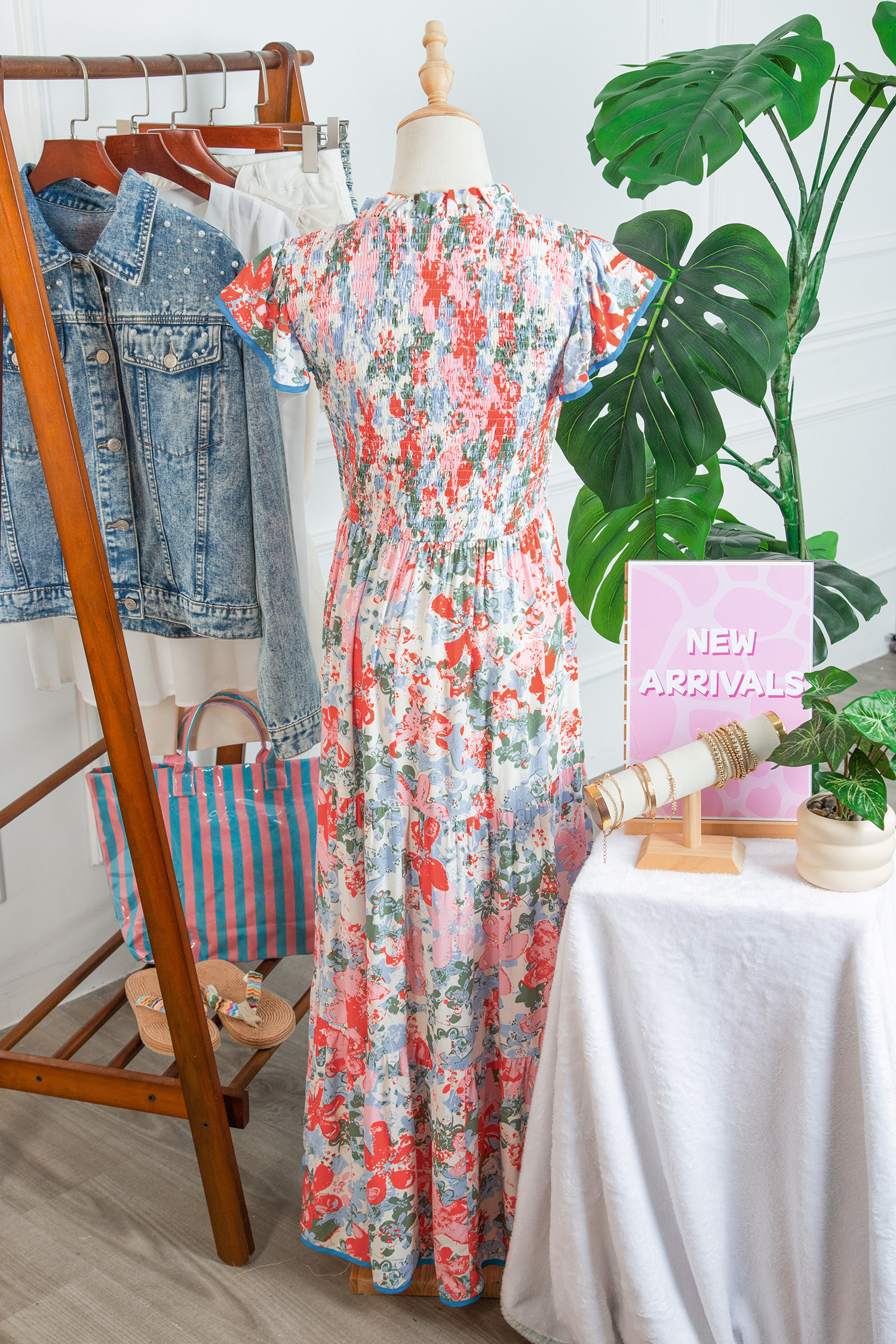 Apricot Floral Print V Neck Contrast Trim Flutter Sleeve Long Dress
