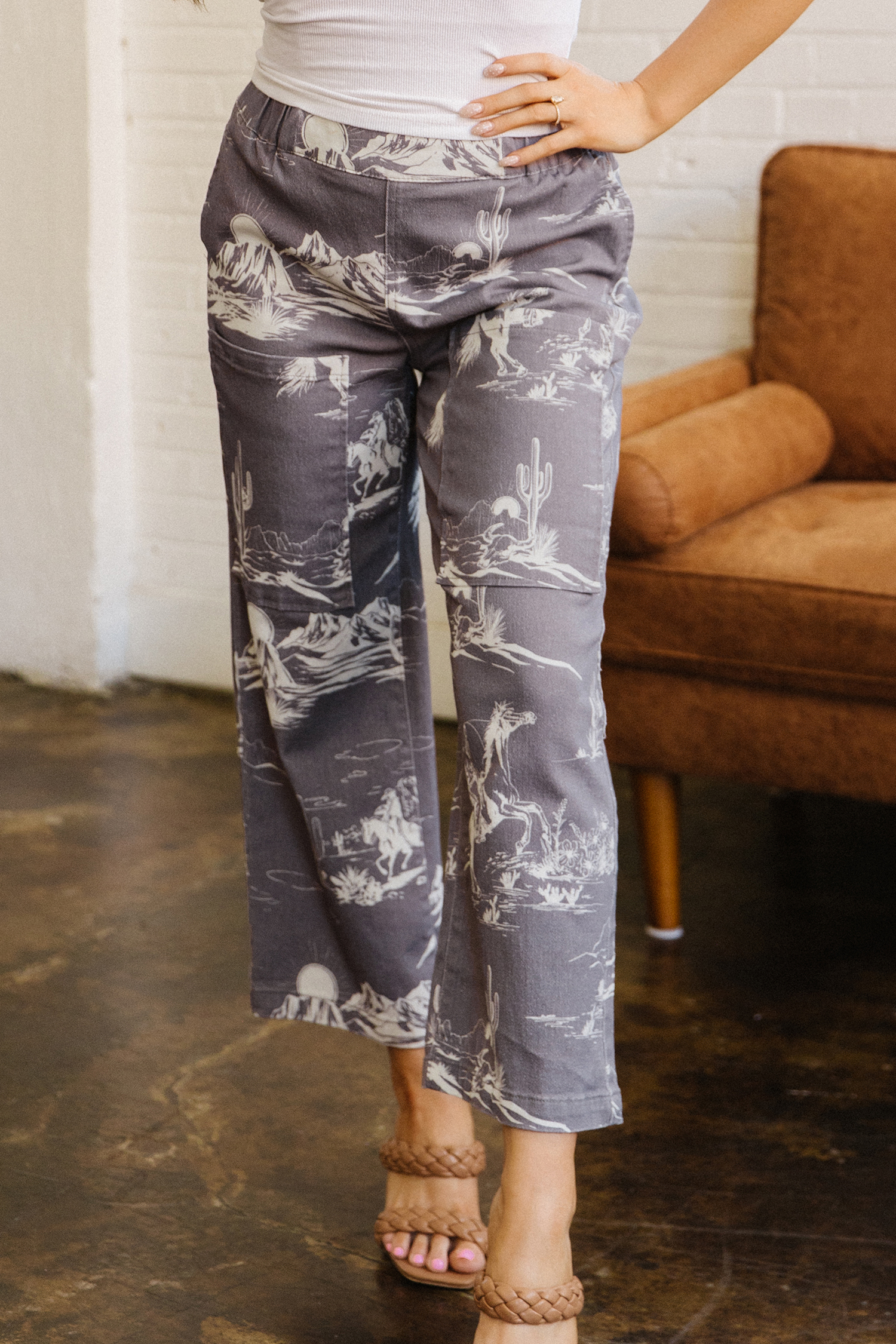 Gray Wild West Riding Vintage Printed Shift Jeans view 4