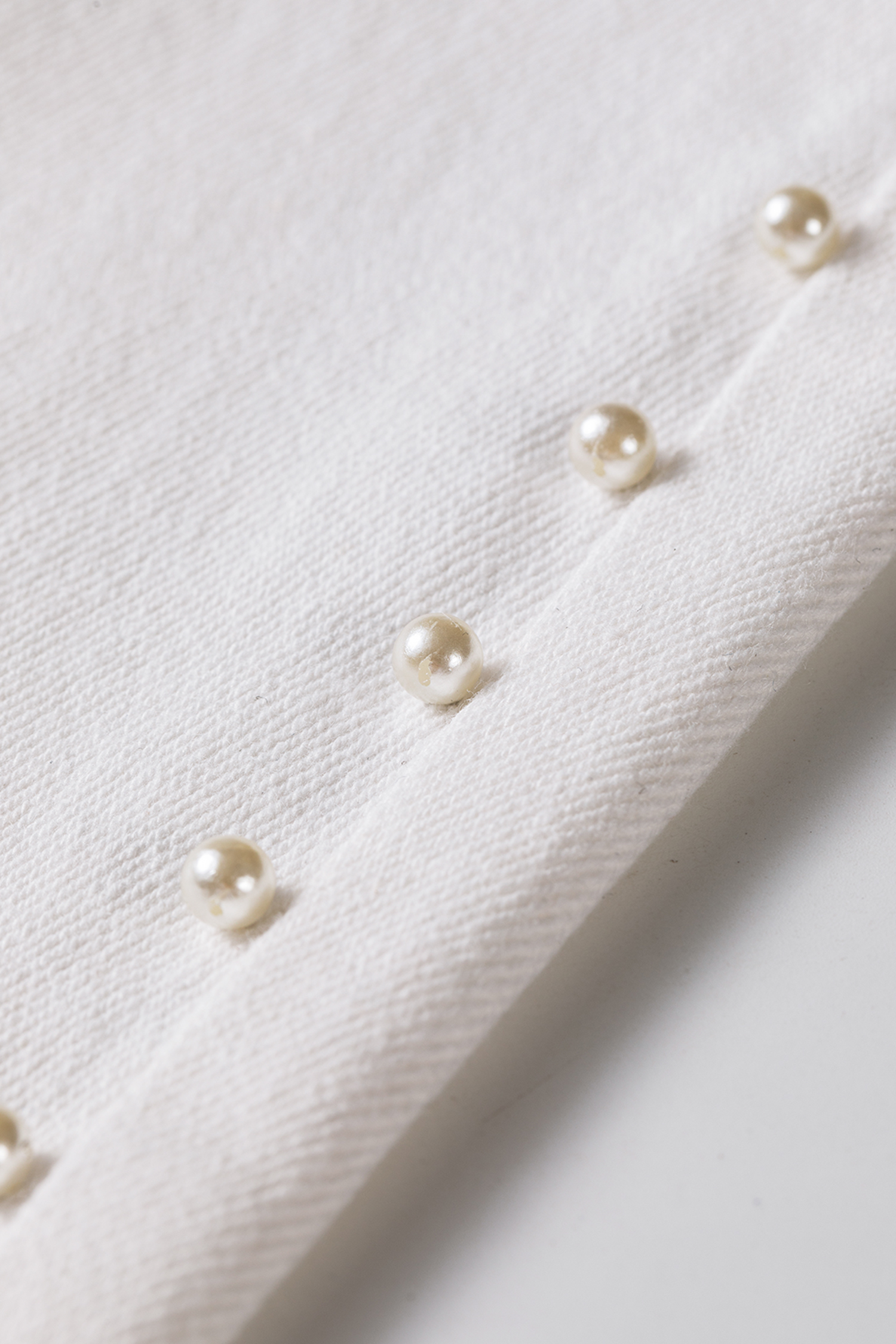 White Pearl Embellished Side Seam Ankle-length Shift Jeans view 8