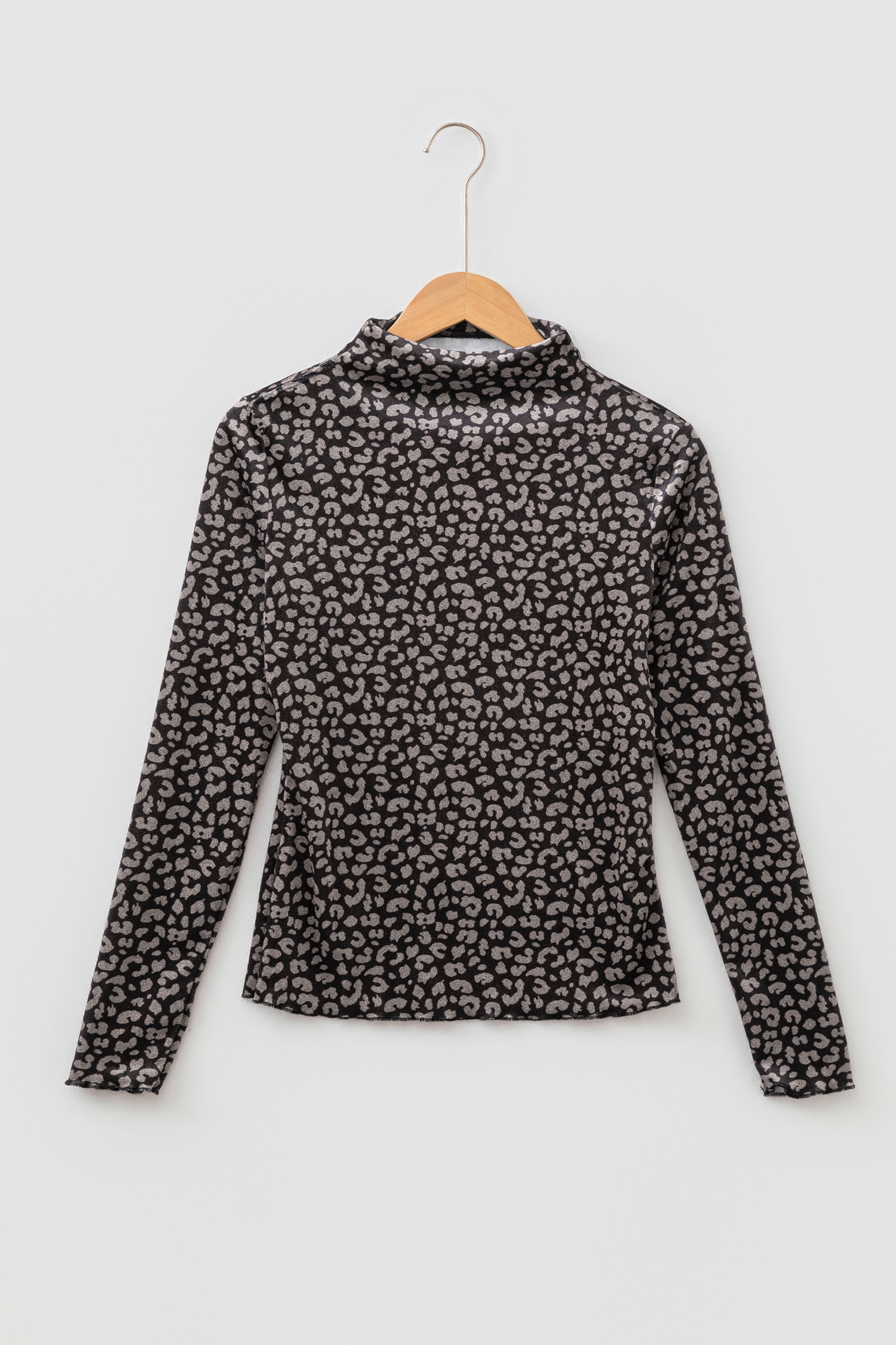 Brown Leopard Print Long Sleeve Sheath Pullover Western Style Top view 14