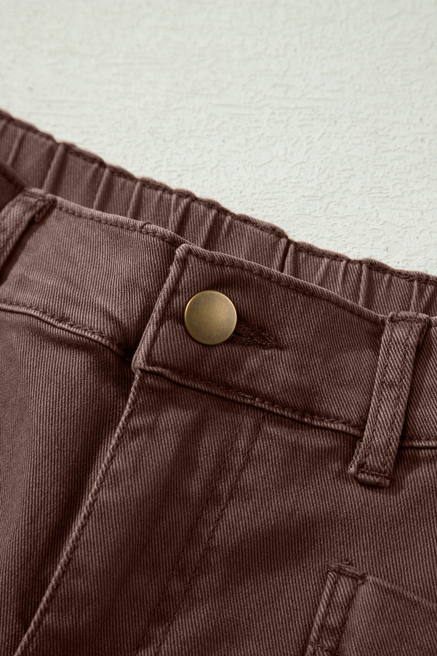 Coffee Solid Color Square Patch Pocket Ankle-length Barrel Jeans view 18
