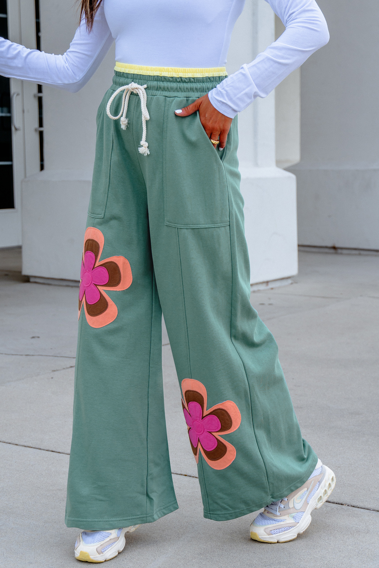 Sea Green Color Block Flower Patchwork Drawstring Contrasted Elastic Waist Wide Leg Pants view 6
